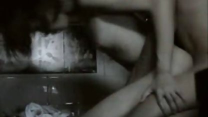Tiga tentara muda video sex tante japanese sangat terangsang pria